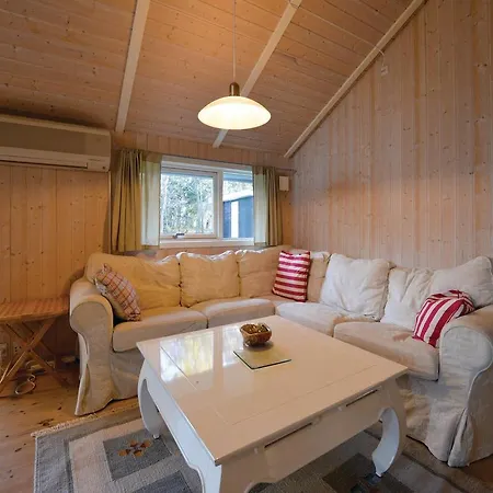 Three-bedroom Holiday In Casa de Férias *